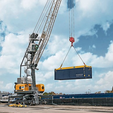 LHM 180 Mobile Harbour Crane | Liebherr