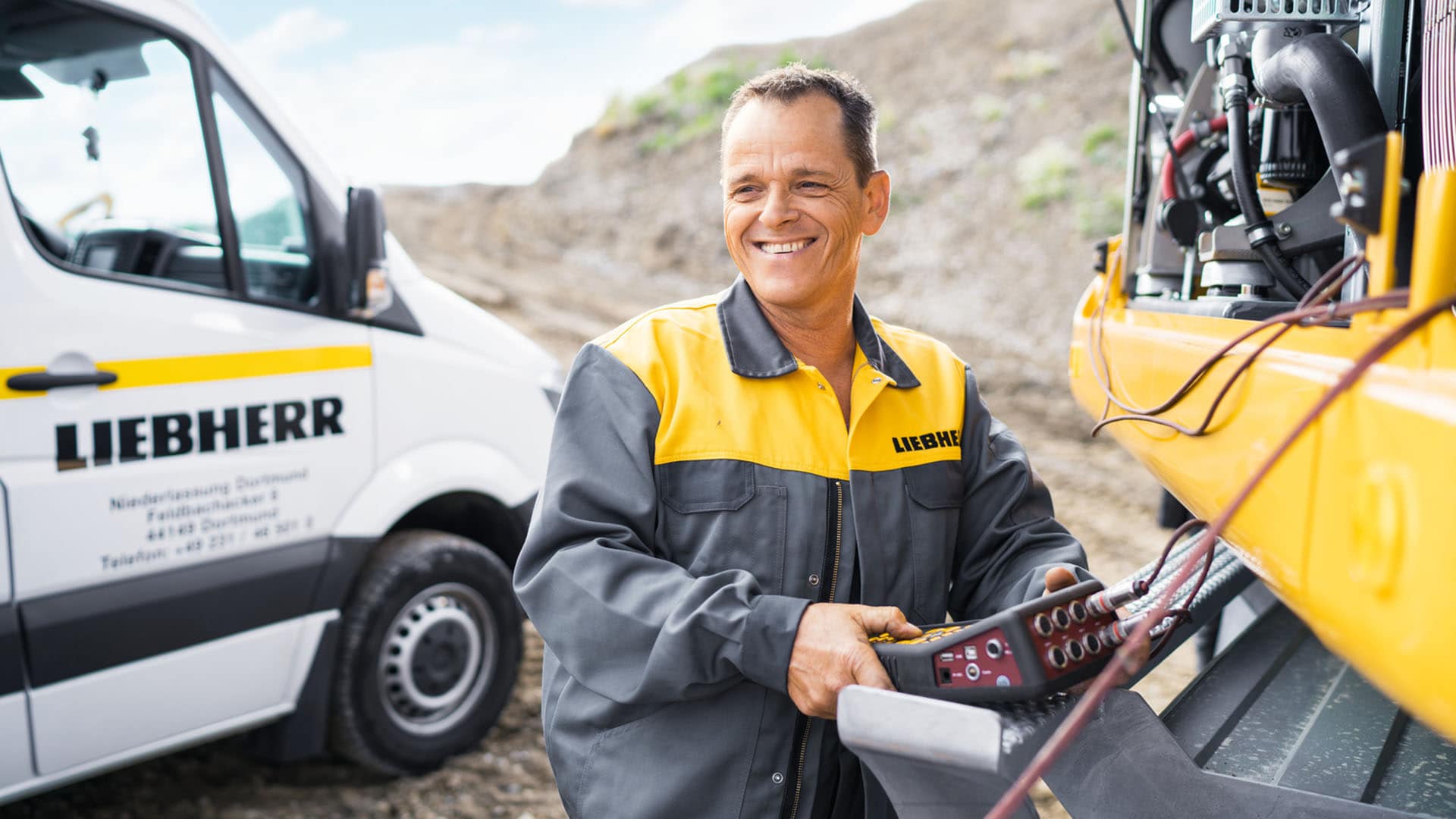 Service Technician Jobs At Liebherr It s Never Boring With Us Liebherr