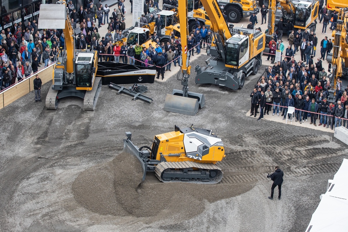 Erdbewegung & Umschlagtechnik Auf Der Bauma 2022 | Liebherr