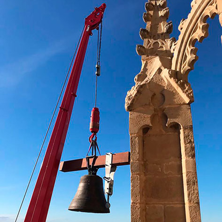 The ‘Mònica’ bell returns home