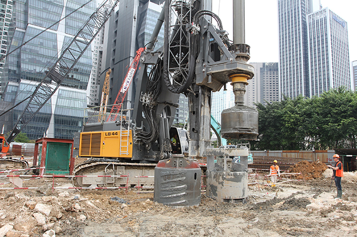 La plus grande foreuse Liebherr enrôlée dans un projet de construction de logements à Kuala Lumpur