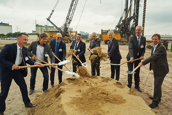 ハンブルグ港にLiebherrの販売・サービスセンターの建設開始